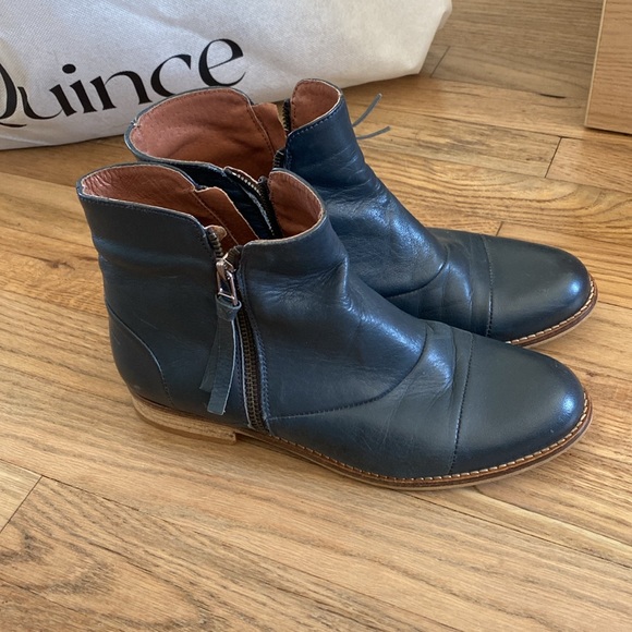 Davis Gomma Sacha Essentials Ankle Boots - Picture 2 of 7